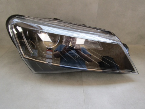LAMPA PRZÓD SKODA SUPERB 3 III KSENON SKRĘTNY RH PRAWA 15-19 3V1941016B
