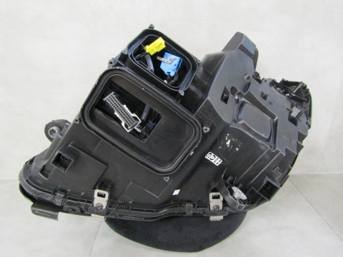 LAMPA PRZÓD MERCEDES C KLASA W205 FULL LED ILS 14-18 RH PRAWA A2059069401