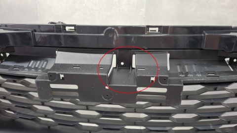 Zderzak przód przedni Mitsubishi L200 V 5 Lift 19-