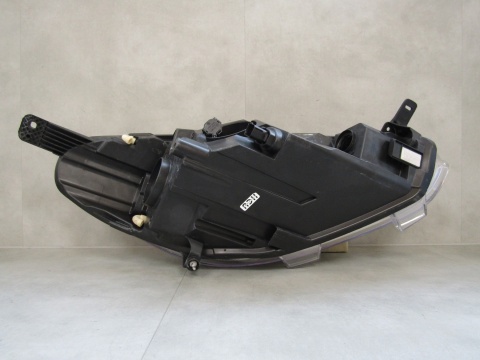 LAMPA PRZÓD FORD FIESTA MK8 17-21 ZWYKŁA SOCZEWKA LH LEWA H1BB-13101-CJ