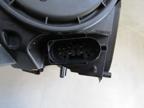 LAMPA PRZÓD MERCEDES GLK W204 204 X204 LIFT 12-15 ZWYKŁA LH LEWA A2048200939