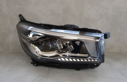 LAMPA PRZÓD MAXUS DELIVER 9 V90 FULL LED PRAWA RH 19- C00295586