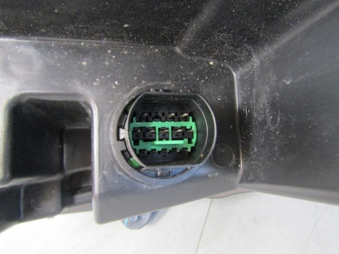 LAMPA PRZÓD MAXUS DELIVER 9 V90 FULL LED PRAWA RH 19- C00295586