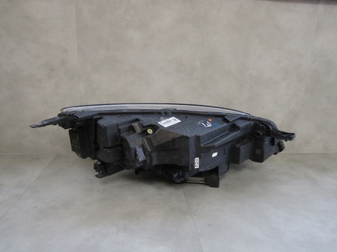 Lampa przód Ford Kuga MK3 LED 19-24 LH LEWA LV4B 13E015 FC