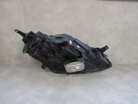 Lampa przód Ford Kuga MK3 LED 19-24 LH LEWA LV4B 13E015 FC