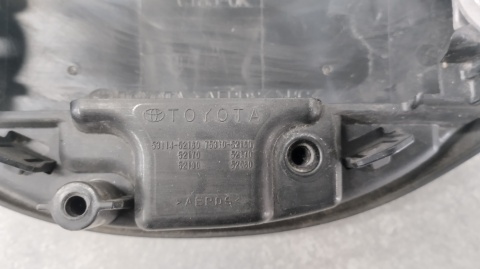 Znaczek emblemat logo pod radar grill przód TOYOTA Corolla E21 2018-