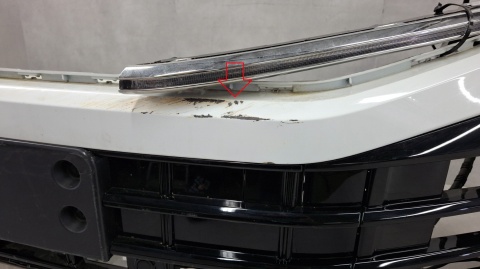 Zderzak przód przedni Volkswagen VW Touareg III lift 23- / PDC + LED