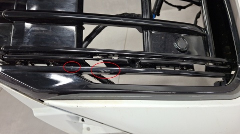 Zderzak przód przedni Volkswagen VW Touareg III lift 23- / PDC + LED
