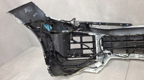 Zderzak przód przedni Volkswagen VW Touareg III lift 23- / PDC + LED
