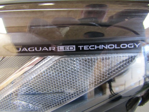 LAMPA PRZÓD JAGUAR I-PACE X590 FULL LED MID LH LEWA J9D313W030EC 18-24