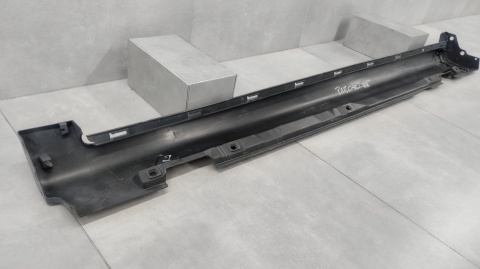 Listwa progowa prawa Volvo V50 S50 04-12 komplet
