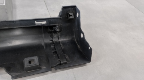 Listwa progowa prawa Volvo V50 S50 04-12 komplet