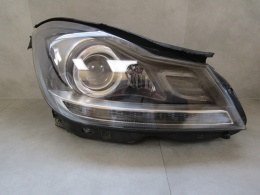 LAMPA PRZÓD MERCEDES W204 LIFT KSENON SKRĘTNY ILS CZARNA RH PRAWA 11-14 A2048204439