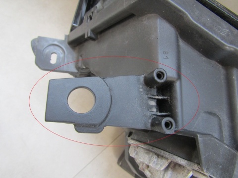 LAMPA PRZÓD LAND ROVER DISCOVERY V FULL LED RH PRAWA 16- HY32-13W029-HB