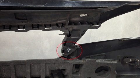 Zderzak przód przedni Opel Astra K 5 V 15-18 / + halogeny + PDC