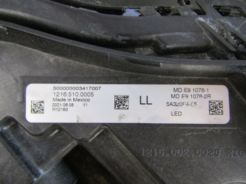 LAMPA PRZÓD BMW 2 G42 FULL LED ZŁOTA GOLD 22- RH PRAWA 5A320F4-05