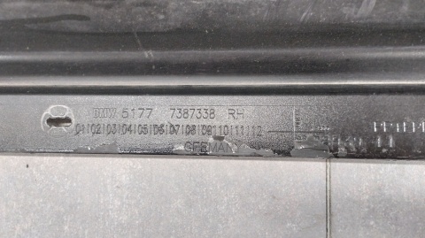 Listwa progowa PRAWA BMW 5 G30 G31 17- kombi sedan