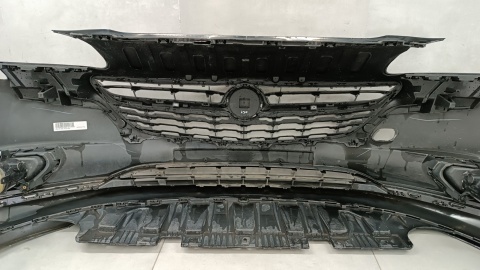 Zderzak przód przedni Opel Corsa E OPC-LINE 14-20/ + halogeny