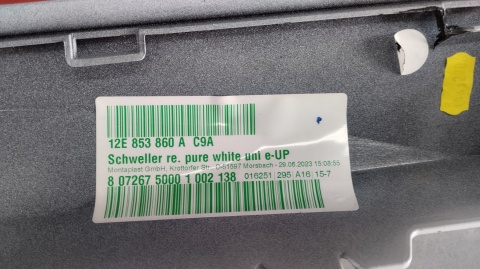 Listwa progowa prawa VW E UP 13- 1S0 E-UP GTI