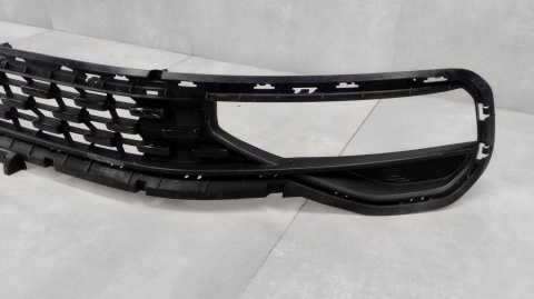 Grill atrapa zderzaka przód LYNK&CO 01 / 8889675860