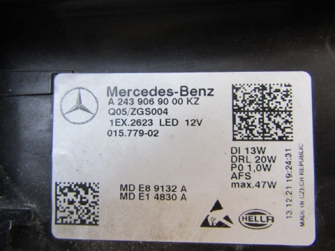 LAMPA PRZÓD MERCEDES W243 EQA EQB FULL LED PERFORMANCE RH 21-24 A2439069000
