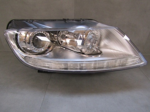 LAMPA PRZÓD VOLKSWAGEN PHAETON I KSENON SKRĘTNY 02-06RH PRAWA 3D1941032E