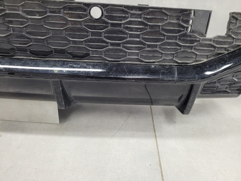 Dyfuzor spoiler zderzaka tył tylny Audi RSQ8 RS Q8 4M8 18-23