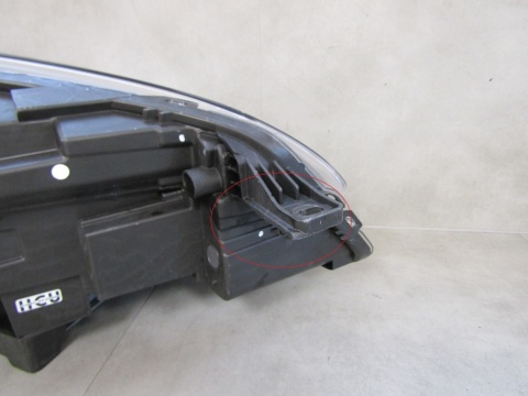 Lampa przód Ford Kuga MK3 LED 19-24 LH LEWA LV4B 13E015 FC