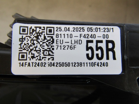 LAMPA PRZÓD TOYOTA C-HR II 23- RH PRAWA FULL LED 81110-F4240-00