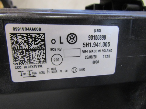 LAMPA PRZÓD VOLKSWAGEN GOLF 8 VIII LED 19-24 KOMPLETNA LH 5H1941005