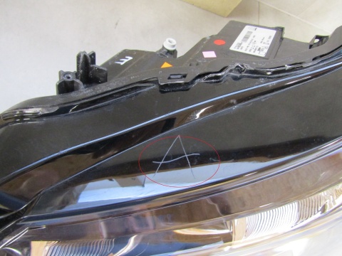 LAMPA PRZÓD PEUGEOT 208 II 2 2008 II 2 LED 19-23 LH LEWA 9855524680