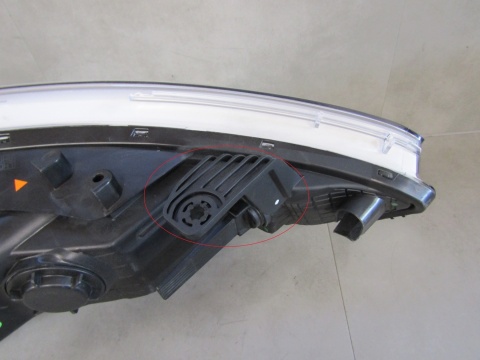 LAMPA PRZÓD HYUNDAI I20 ZWYKŁA SOCZEWKA + LED 15- LH LEWA 92101C8210