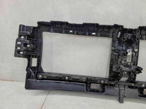 Kierownica wlot powietrza pas przód BMW i4 G26 21-