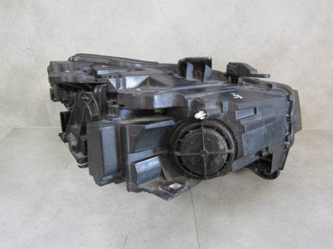 LAMPA PRZÓD AUDI Q2 81A ZWYKŁA LEWA LH 16-20 81A941003