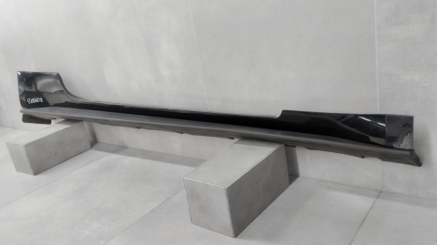 Listwa progowa prawa Ford Mustang VI 6 GT 14-