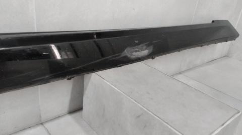 Listwa progowa prawa Audi A8 długa LWB 17-26 D5 4N4