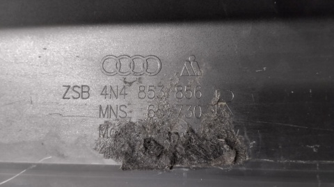 Listwa progowa prawa Audi A8 długa LWB 17-26 D5 4N4
