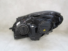 LAMPA PRZÓD MERCEDES W204 LIFT KSENON SKRĘTNY ILS CZARNA AMG RH PRAWA 11-14