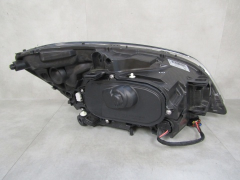LAMPA PRZÓD VOLVO V60 I ZWYKŁA LH LEWA ZAMIENNIK 10-15 045132