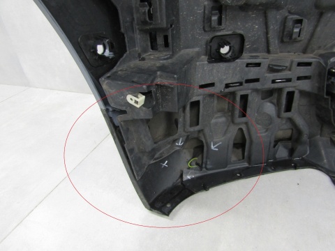 Zderzak przód przedni BMW IX I20 Basic 21-24