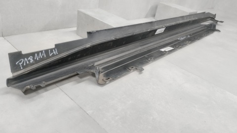 Listwa progowa lewa BMW i4 G26 BEV Electryk 20- i-4 dół listwy
