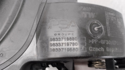 klapka Gniazdo wlewu paliwa Opel Mokka B 20- 9833719880
