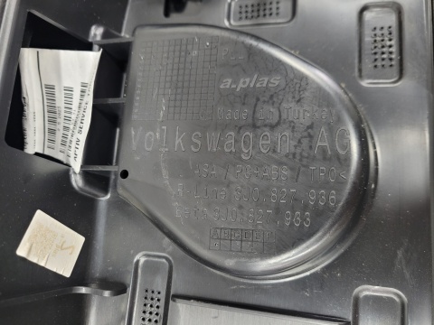 Spoiler lotka daszek klapy tył Vw Volkswagen Passat B9 3J0 R-Line kombi 24-
