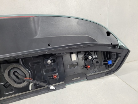Spoiler lotka daszek klapy tył Vw Volkswagen Passat B9 3J0 R-Line kombi 24-