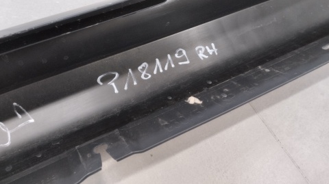 Listwa progowa prawa BMW 5 G30 G31 sedan kombi 17- M Pakiet