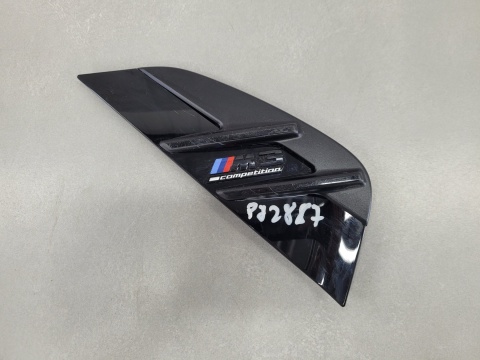 Zaślepka kratka listwa błotnika prawy przód Bmw M3 G80 G81 Lift LCI 23-