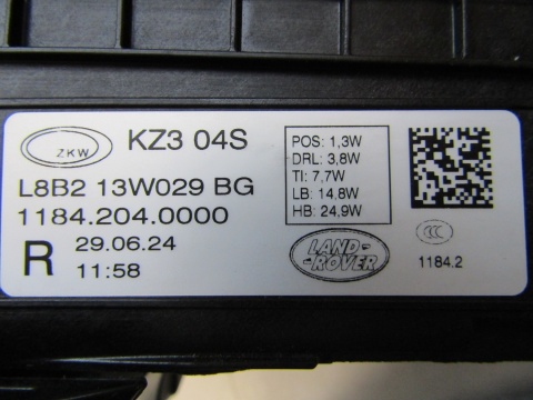 LAMPA PRZÓD LAND ROVER DEFENDER II LED RH PRAWA L8B213W029BG 20-