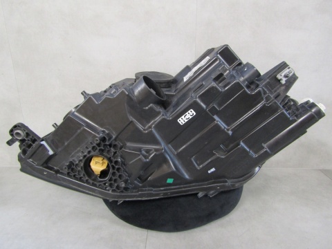 LAMPA PRZÓD VOLKSWAGEN CADDY III 3 LIFT KSENON NIESKRĘTNY 15-20 RH 2K1941032A
