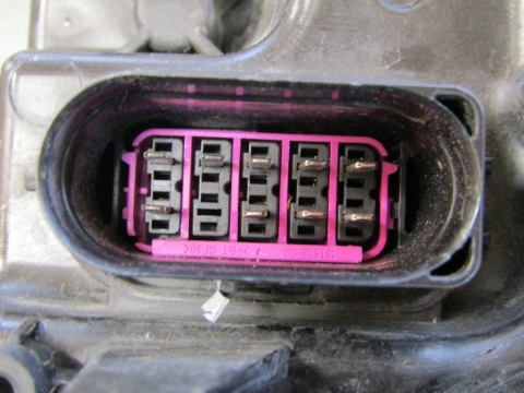 LAMPA PRZÓD VOLKSWAGEN CADDY III 3 LIFT KSENON NIESKRĘTNY 15-20 RH 2K1941032A