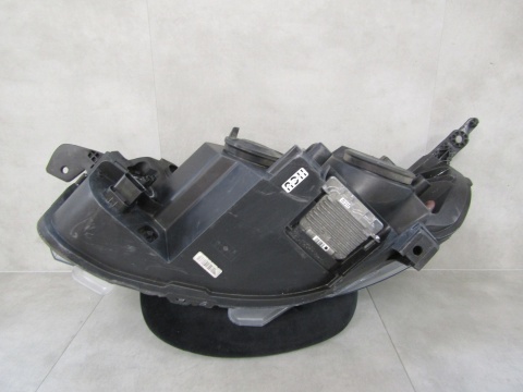 LAMPA PRZÓD TOYOTA PROACE 2 II KSENON NIESKRĘTNY 16-23 PRAWA RH 9808237480-